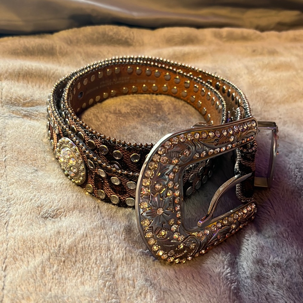 Belt from buckle